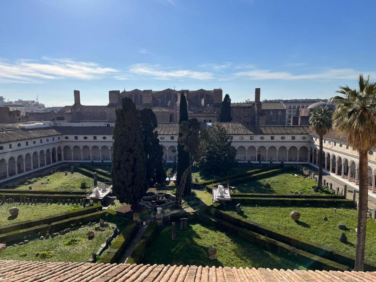 Camera X2 Con Magnifica Vista Sul Chiostro Di Michelangelo E Le Terme Di Diocleziano Рим Экстерьер фото